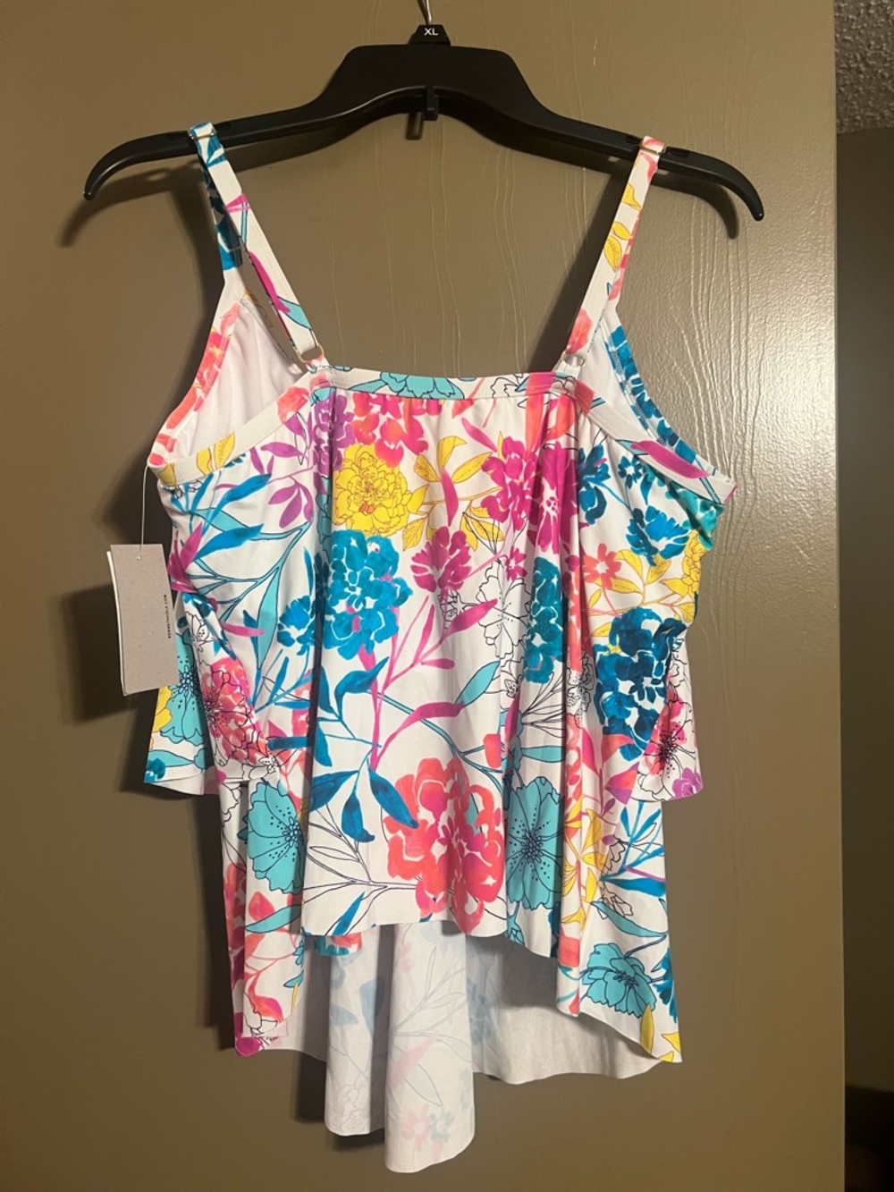 Reaction Kenneth Cole Multi-Color Floral Ruffle Swim Tankini - Picture 2 of 6